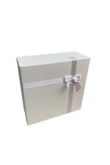 Hediye Kutusu beyaz Kurdeleli beyaz 30 Cm En 30 Cm Boy 12 Cm Yükseklik Söz Damat Bohçası